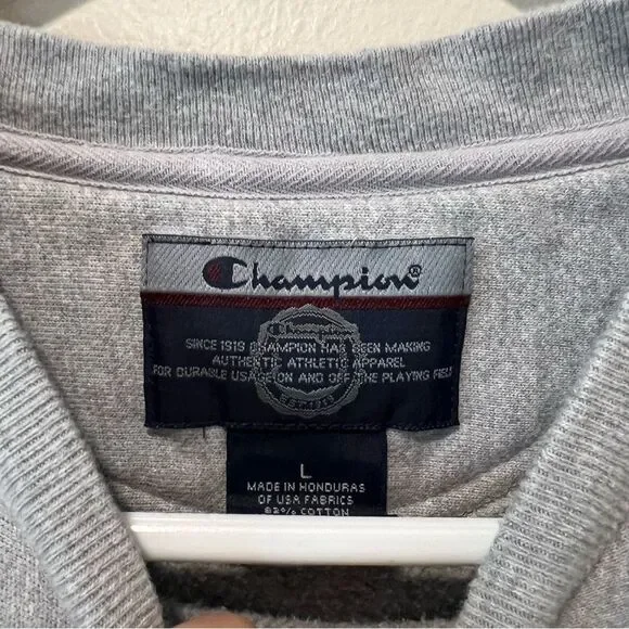 Champion Vintage Reverse Weave Harvard University Crewneck Size L